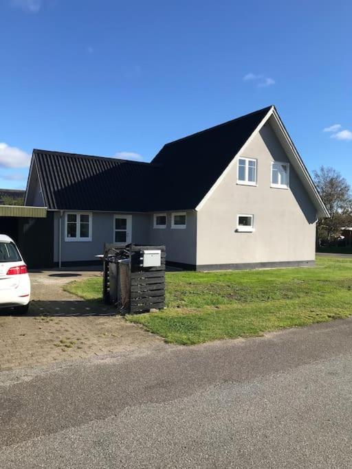 Hyggeligt Byhus Taet Ved Skov Og Togstation Ålbæk 外观 照片